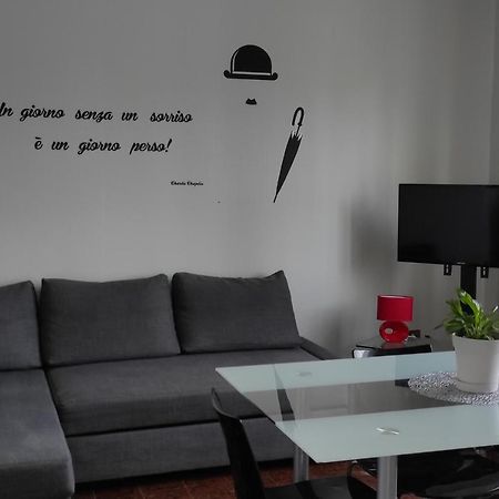 The Smile'S Home Lucca Bagian luar foto